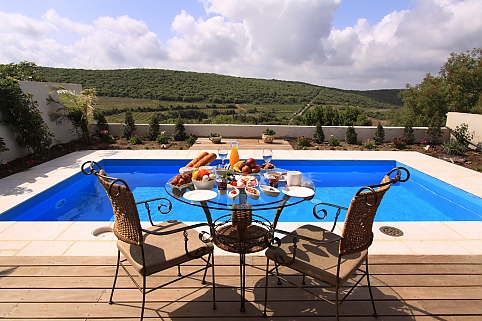 אחוזת רפאל | מדריך הפסגה