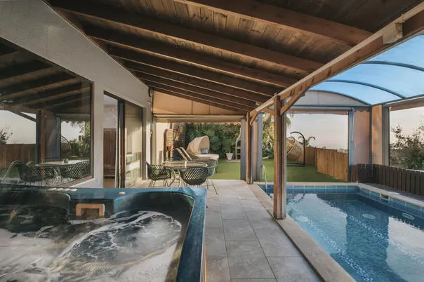 סוויטה גלילית - לזוגות בלבד בעבדון: מה חשוב לדעת לפני שמזמינים? | הפסגה - צימר בצפון - השמש הקסומה