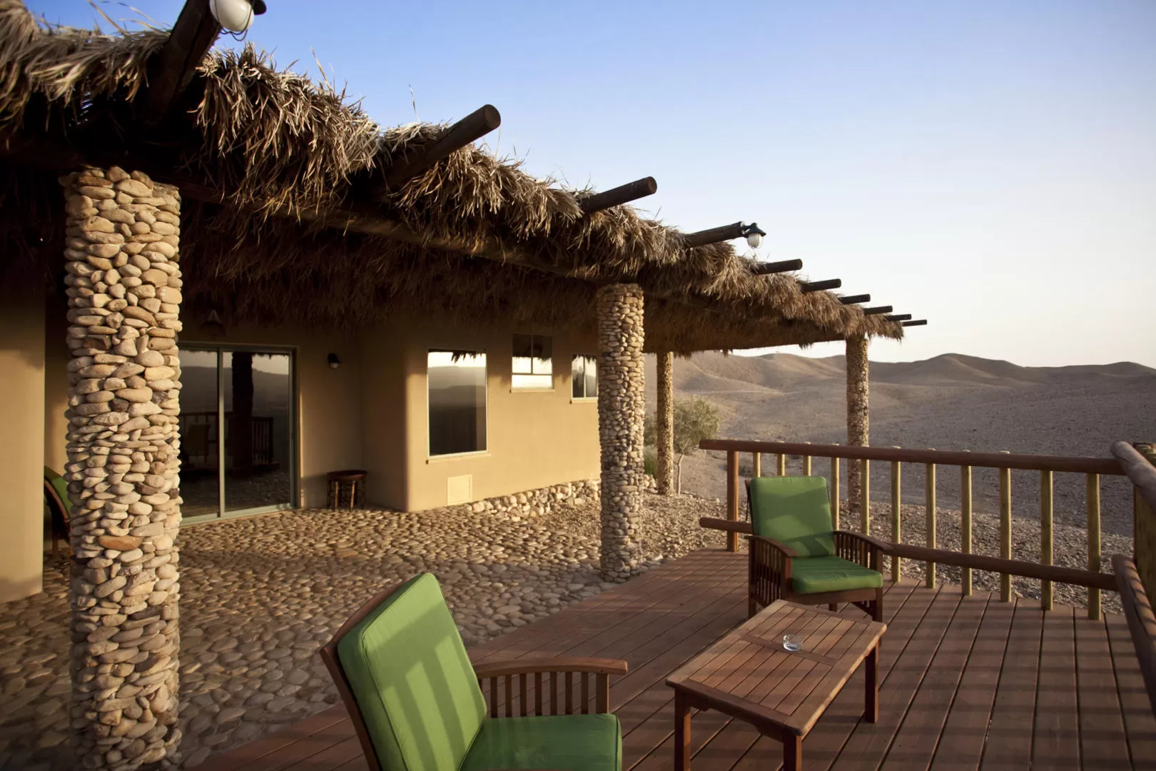 Eretz Arava | Land Accommodations in the Desert, Tsukim