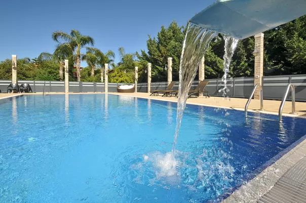 צימרים המציעים ארוחות שף בשומרה: ההמלצות שלנו לשנת 2026 - בקתות הלוטם