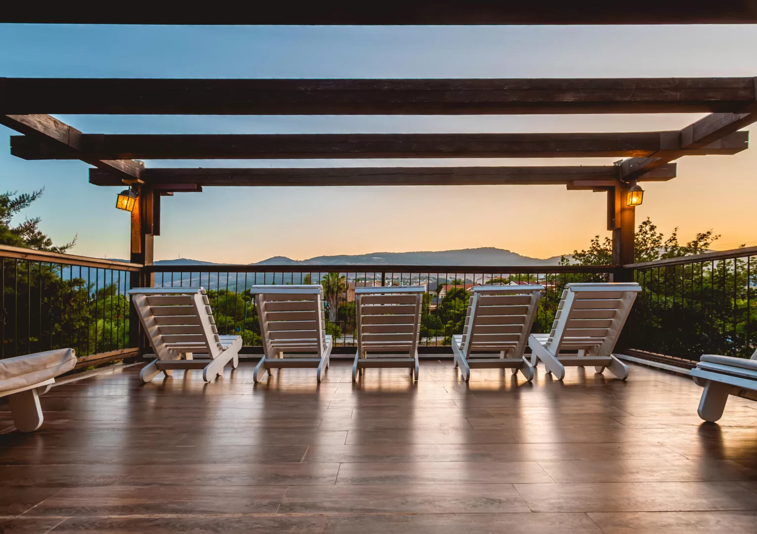 Grand Vista, Kfar Yuval