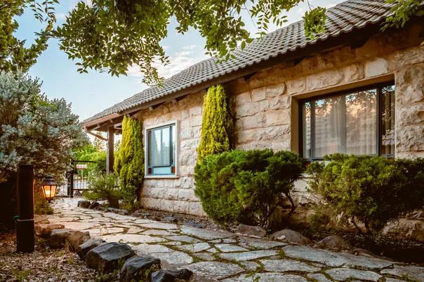 Grand Vista, Kfar Yuval