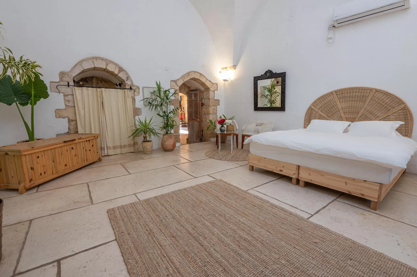 Hatira | Bahof Hacarmel, Kerem Maharal