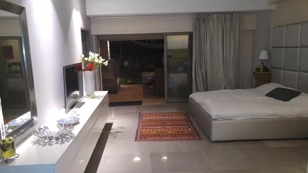 Magic Suite, Jerusalem