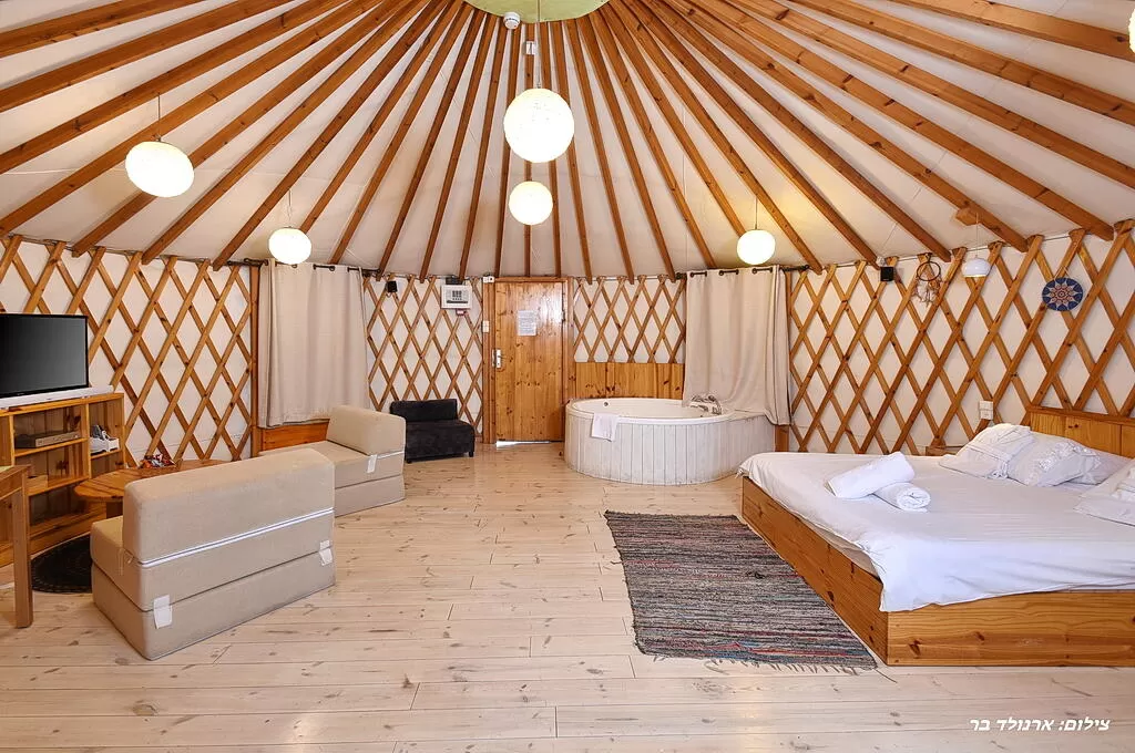 A pleasant space in every season - Gamaliyort, Maale Gamla, The Golan Heights and the Hermon