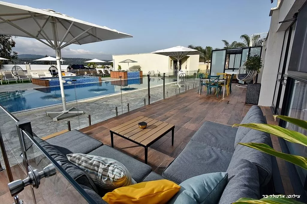 A large pool mat for the family suites - Alomot Yoset, Goren, Western Galilee