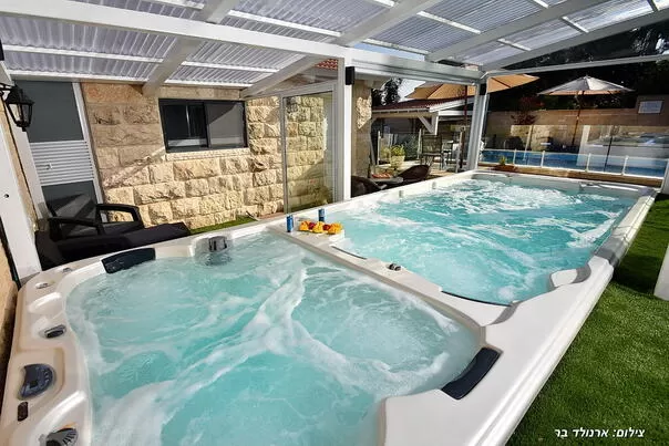 Heated current pool with jacuzzi spa - Monroe | Boutique Suite, Safed, Upper Galilee