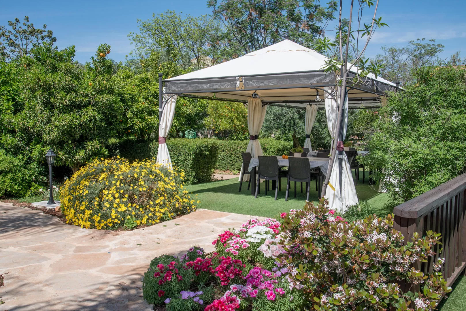 Shirat Hagalil, Eliphelet