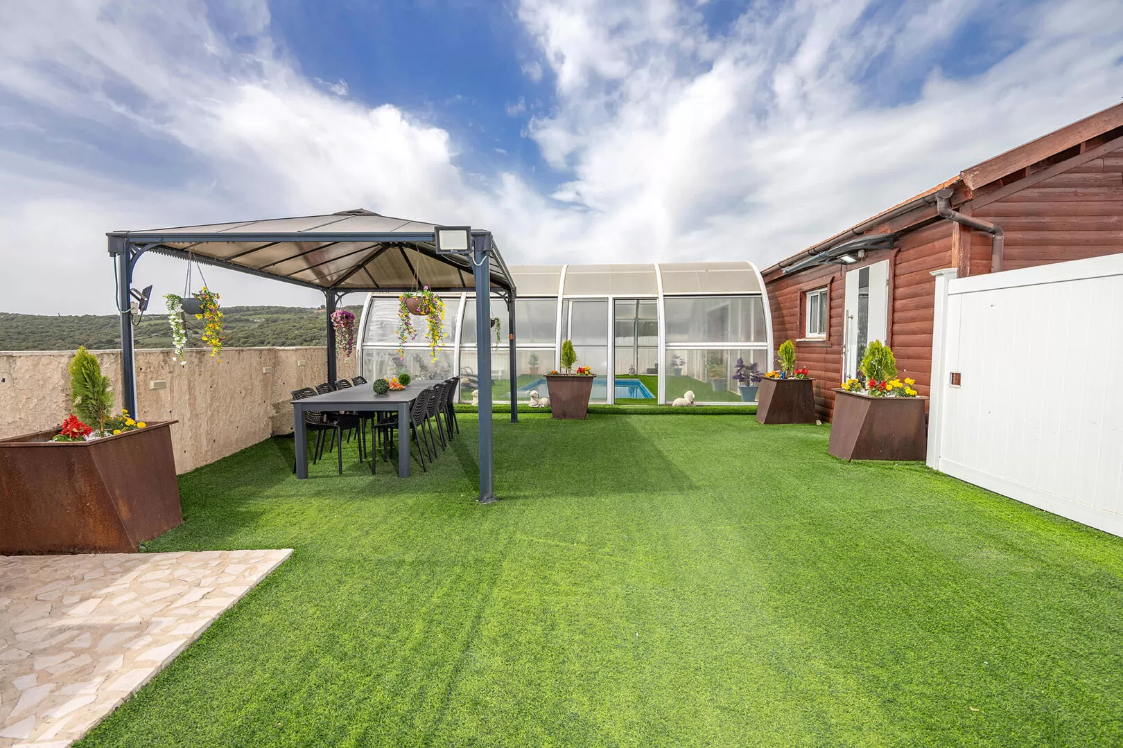 Ahuzat Tohar, Netoa