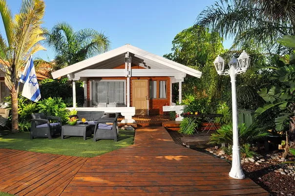 Tropi Zimmer Spa, Shazor
