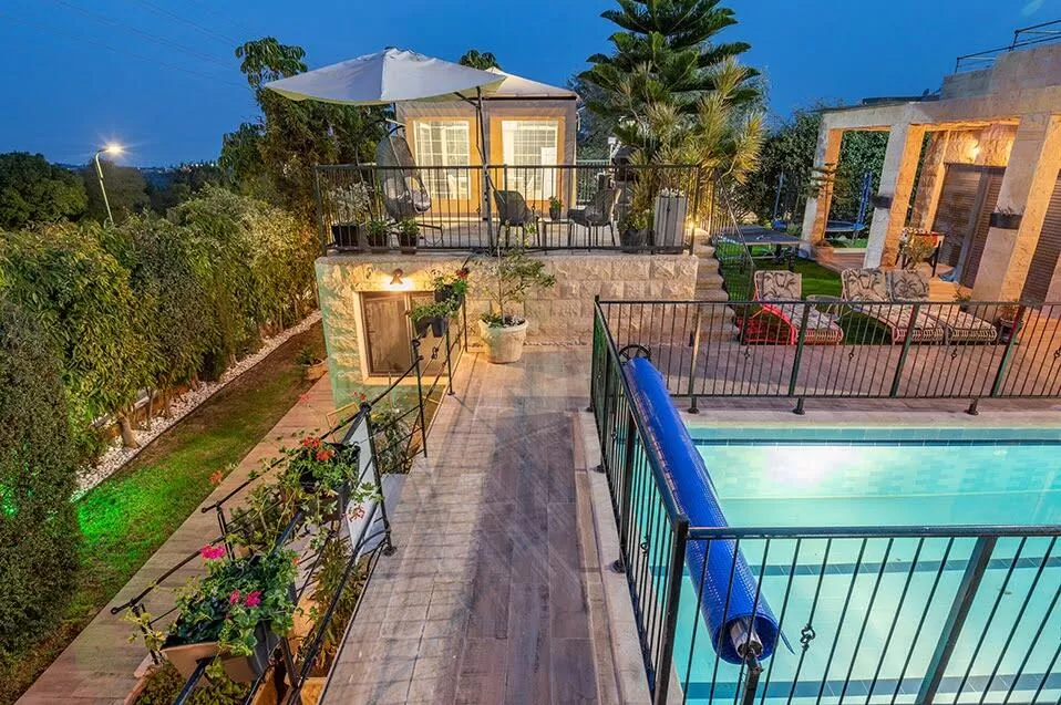 The complex is built of beautiful stone, bright and full of atmosphere - Batchi, Manot, Western Galilee