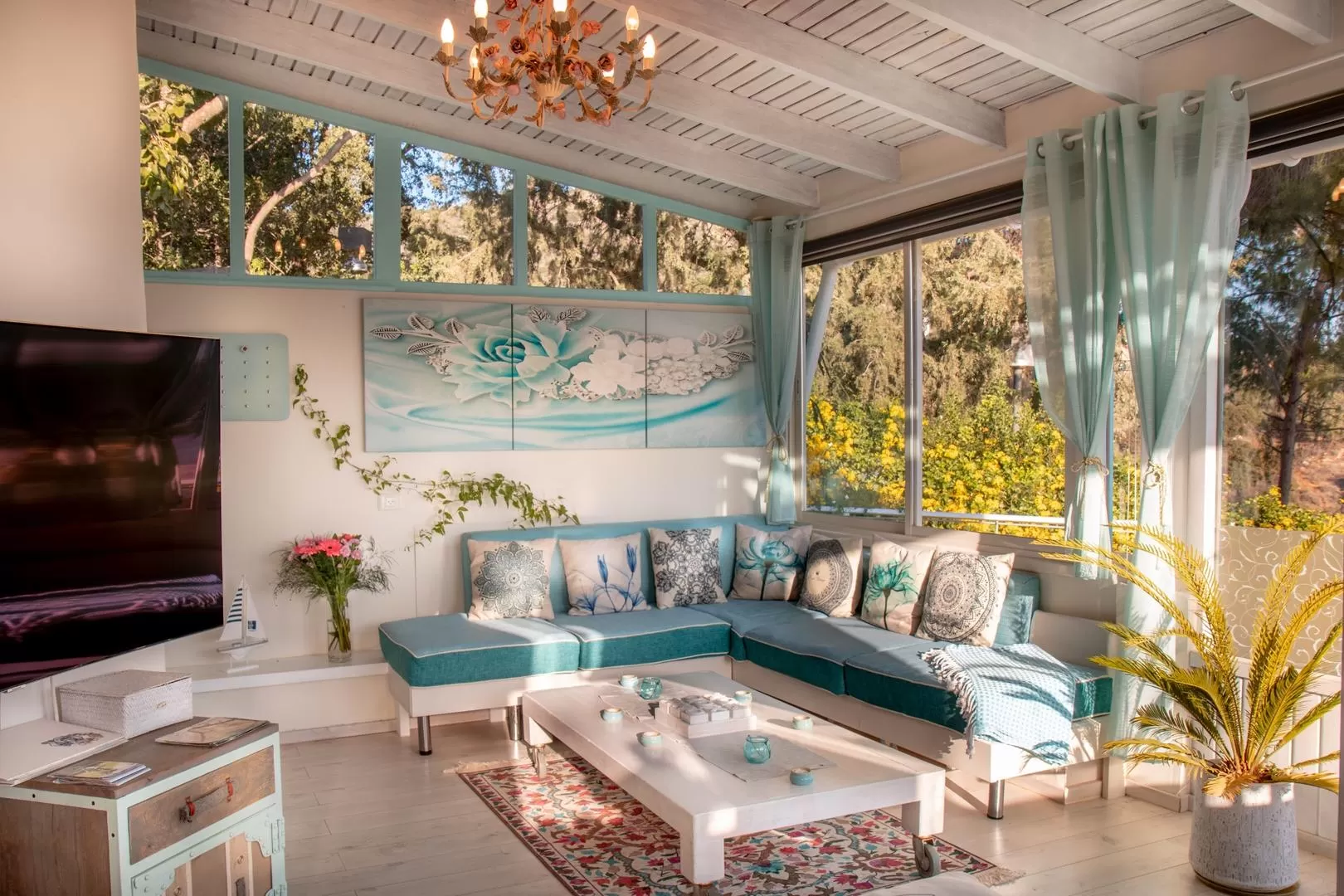 Michelle Suite Lavender, Amirim