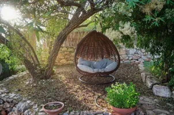 A unique rocking hammock - Villa Ahava Galilit, Amirim, Upper Galilee
