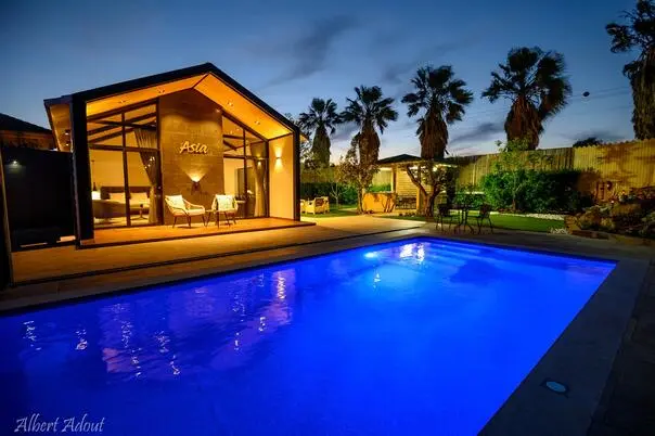 The complex is illuminated at night with luxurious lighting - Asia Suite, Dalton, Upper Galilee