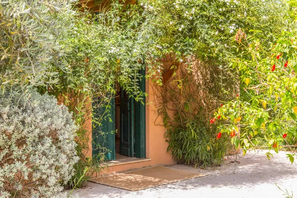 The Zimmer is a two-story building with a beautiful and green yard - Bar Bamoshava, Yesod Hamaala, Upper Galilee