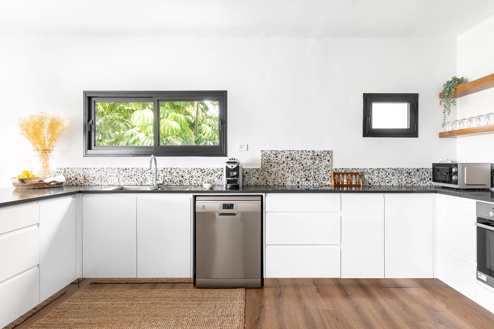 The villa has a large fully equipped kitchen for full cooking - Olea, Rosh Pina, Upper Galilee
