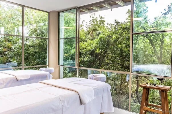 On the lower level there is a wellness area, which is kissed by nature thanks to the glass walls - Matat Galil Villa couples only, Matat, Western Galilee