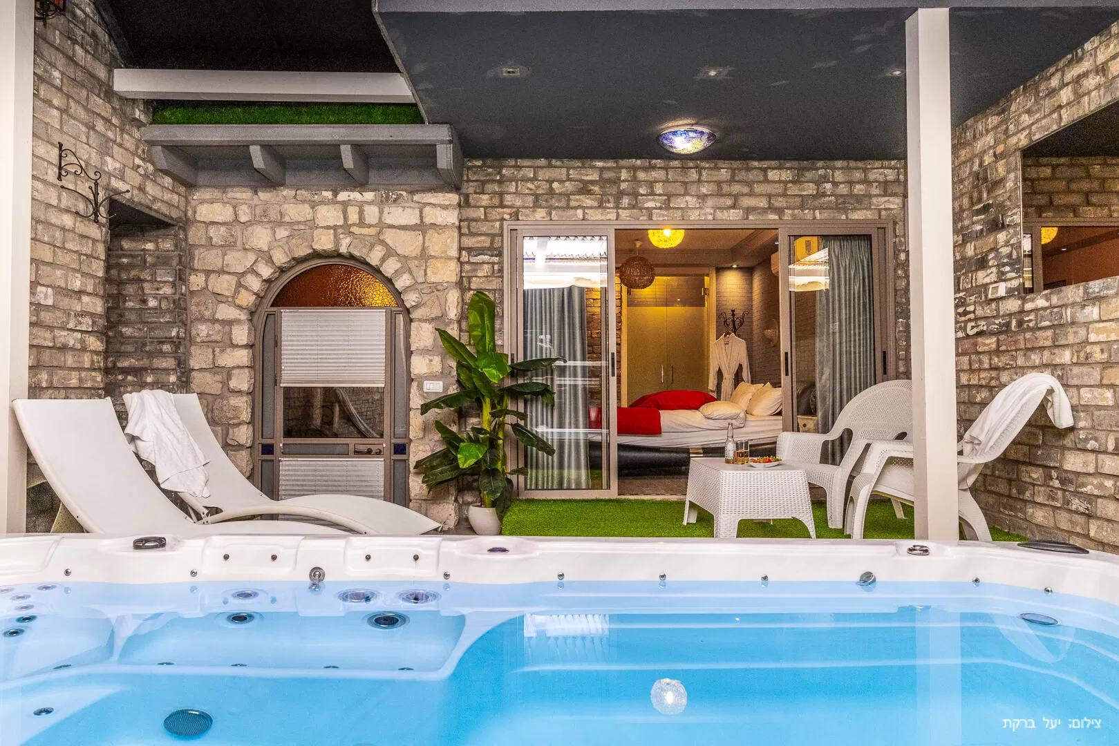 The villa has 7 decorated bedrooms - Villa Andrea, Safed, Upper Galilee