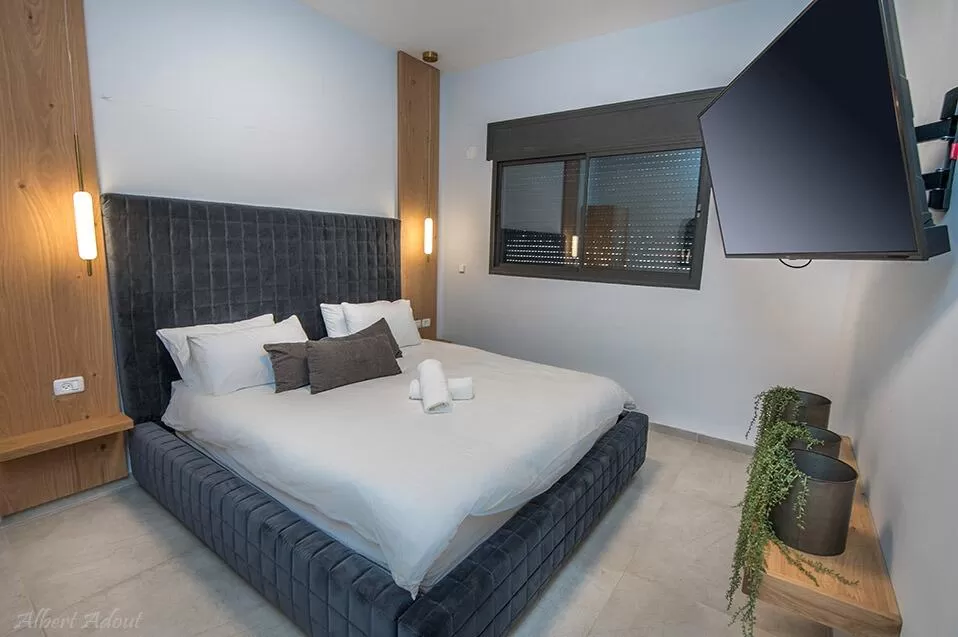 In the villa rooms, the double beds are king size 180x200, Jewish beds (the mattress is separate) - Shalvat Anhal, Safsufa - Kfar Hoshan, Upper Galilee