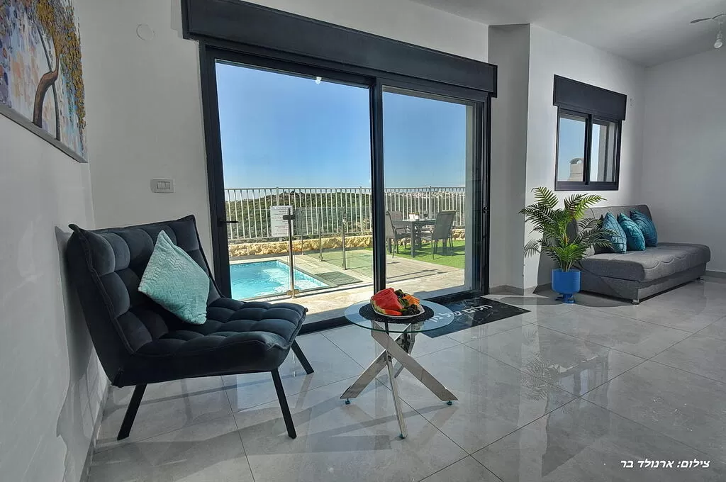The suites are suitable for couples or small families - Halom Shel Nof, Ein Ya'akov, Western Galilee