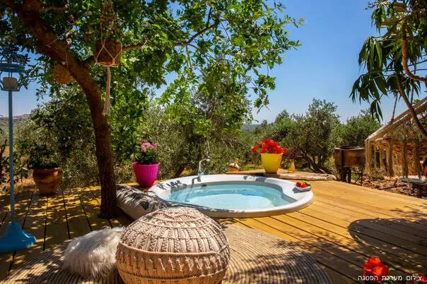 אי שם בכליל