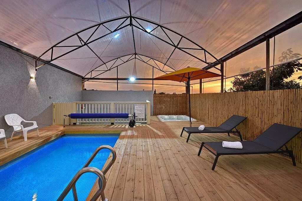 A secluded suite for couples in the heart of an avocado plantation - Osher Suite, Avdo, Western Galilee
