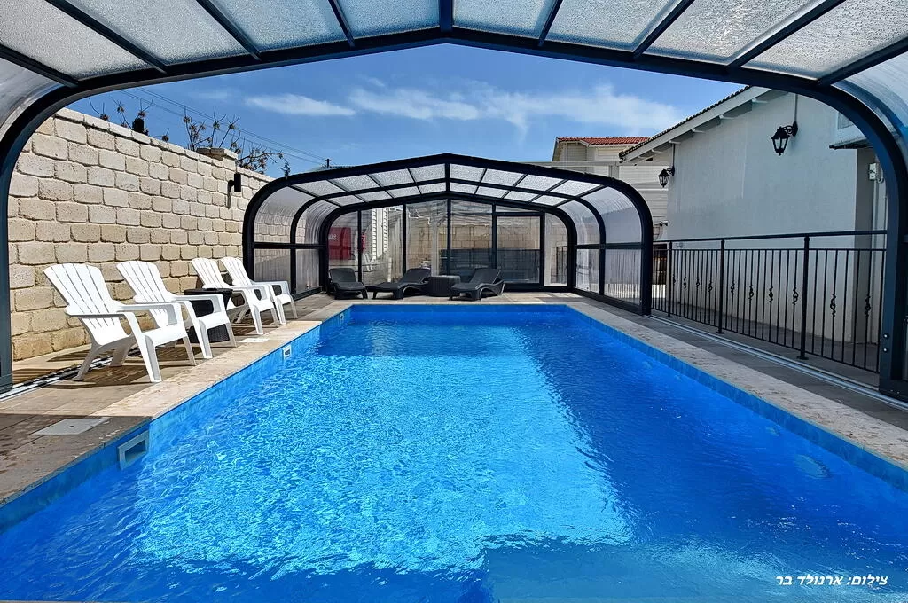 The villa has a private heated pool all year round - Amor Estate-Couples & Families Only, Safsufa - Kfar Hoshan, Upper Galilee