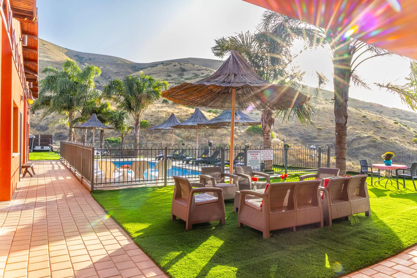 Large spaces with lots of pleasant seating areas - Tropican, Yavnal, Sea of Galilee Area