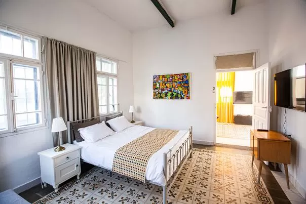 A spacious and decorated bedroom - Yakev Berniki, Tiberias, Sea of Galilee Area