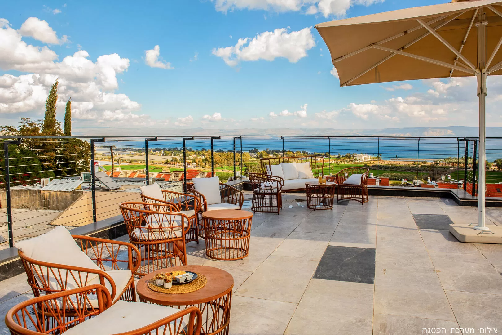 Triple Villa, Migdal