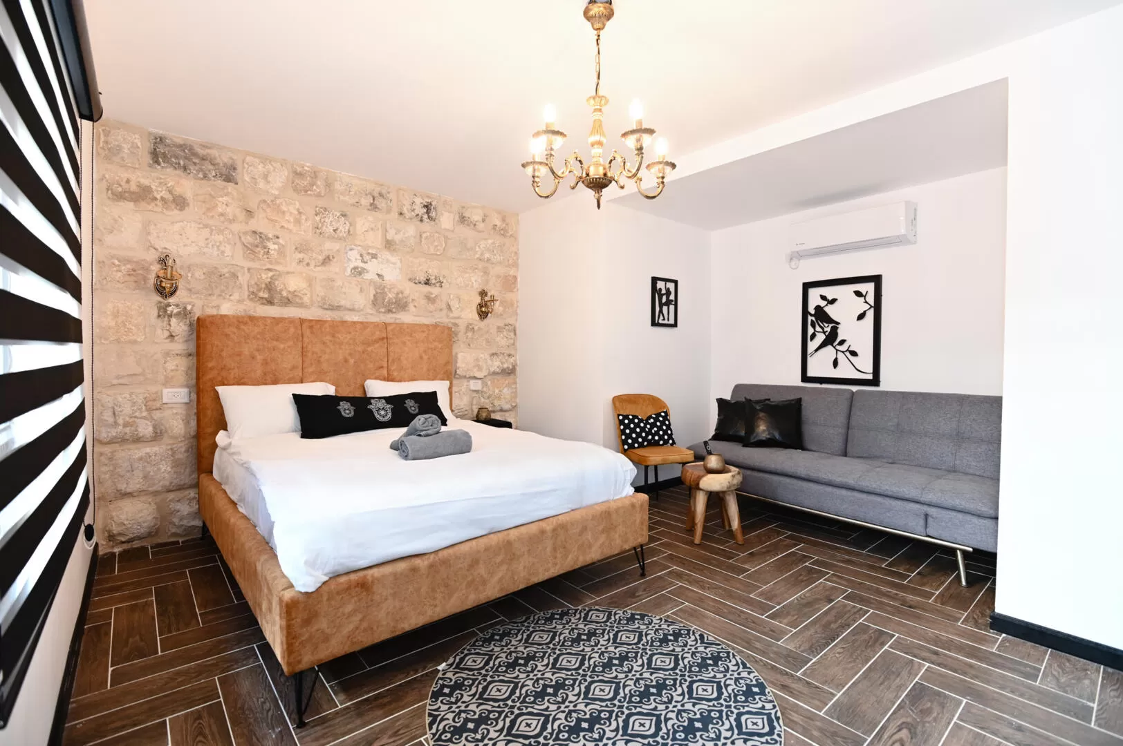 Each suite is built as one space, with its own private bathroom - Confita-Villa Batika, Safed, Upper Galilee
