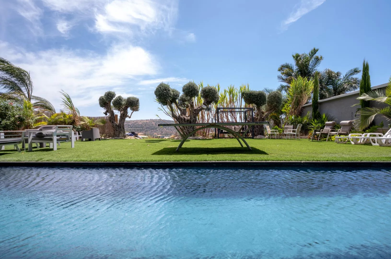 Victoria Villa, Kalanit