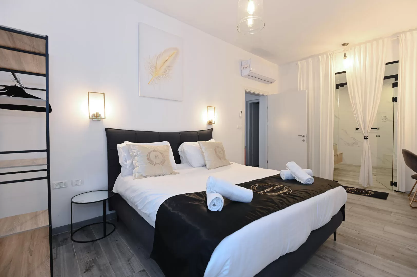 Elegant bedrooms - Villa La Vida, Migdal, Sea of Galilee Area