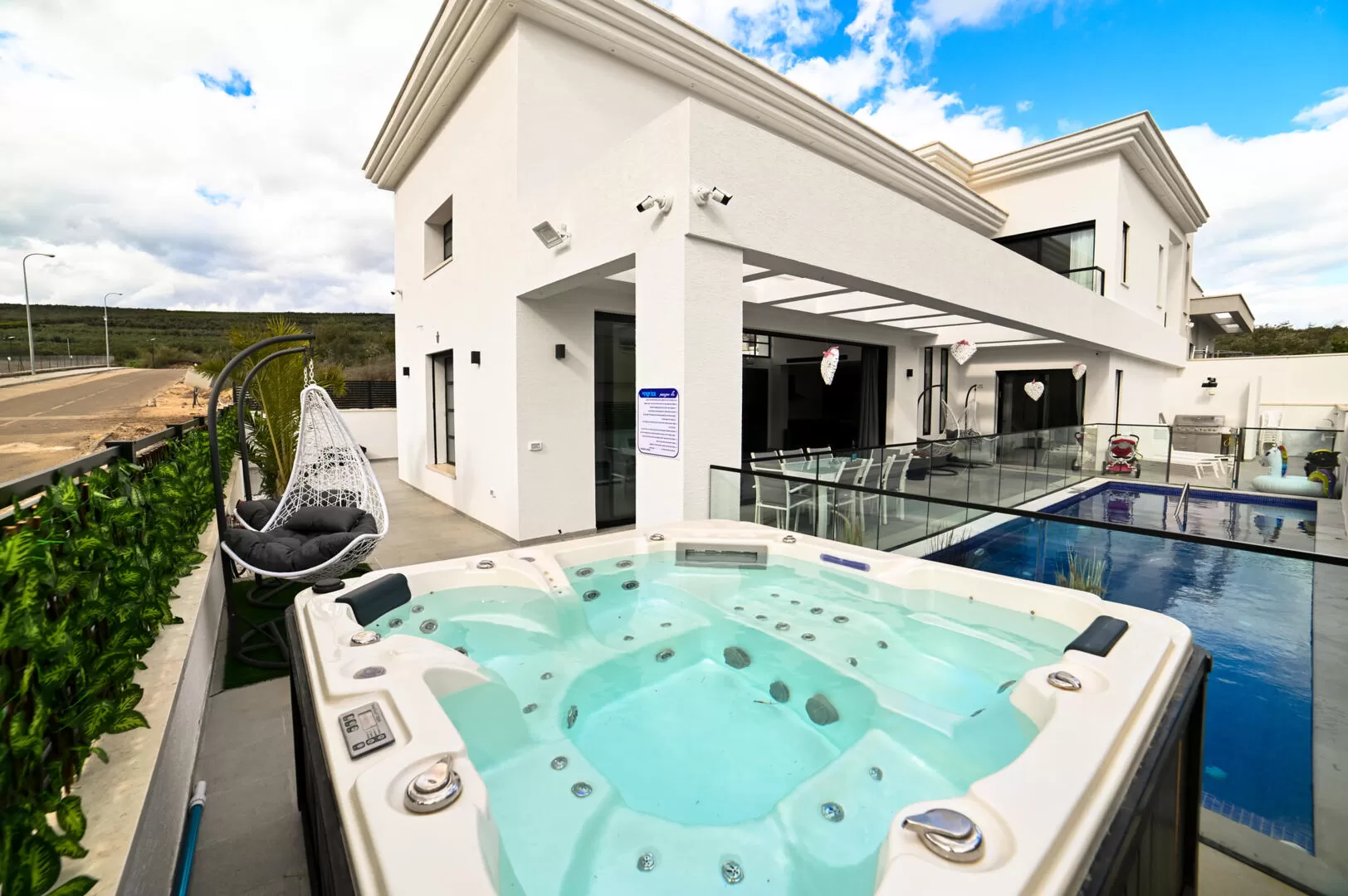 A luxurious and large villa suitable for 14 guests - Villa La Vida, Migdal, Sea of Galilee Area