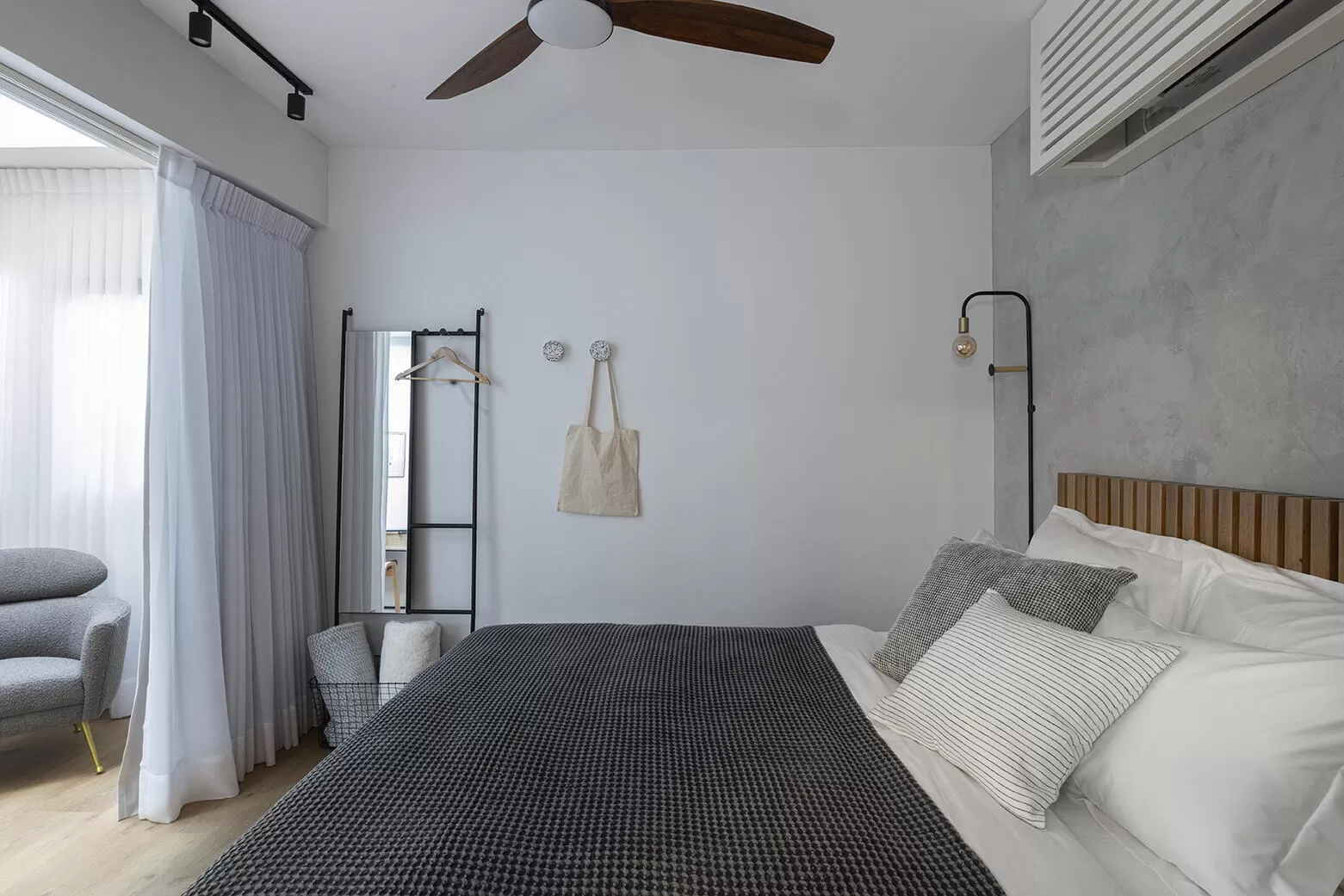 Sera Suites, Merhavia