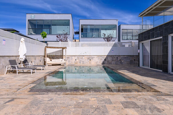 Shik’s - אליס סוויט