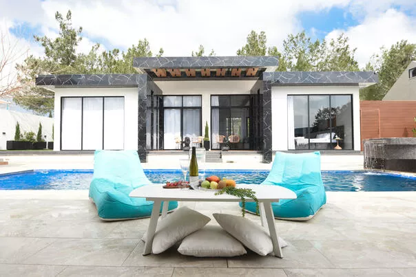 דיאנס לאקשרי | Dian's Luxury