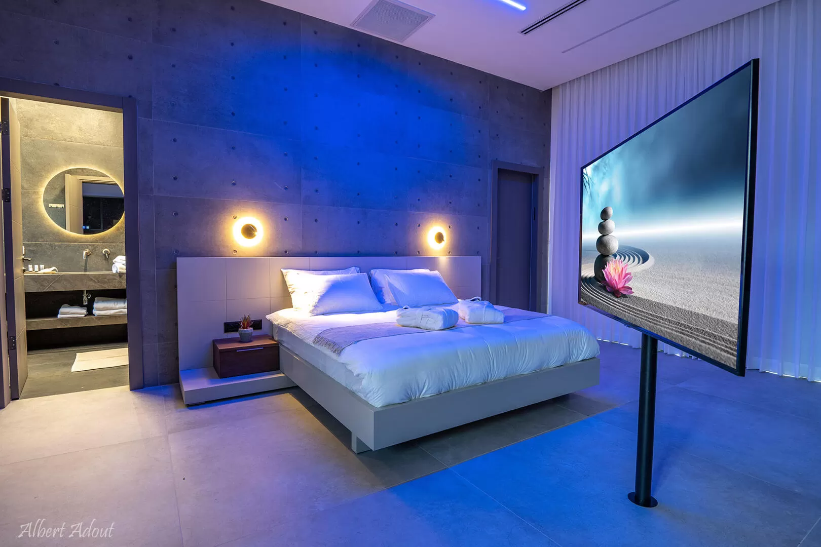 מסך ענק smart tv מתכוונן - אסטאר, סוויטה בצפון, דלתון, גליל עליון