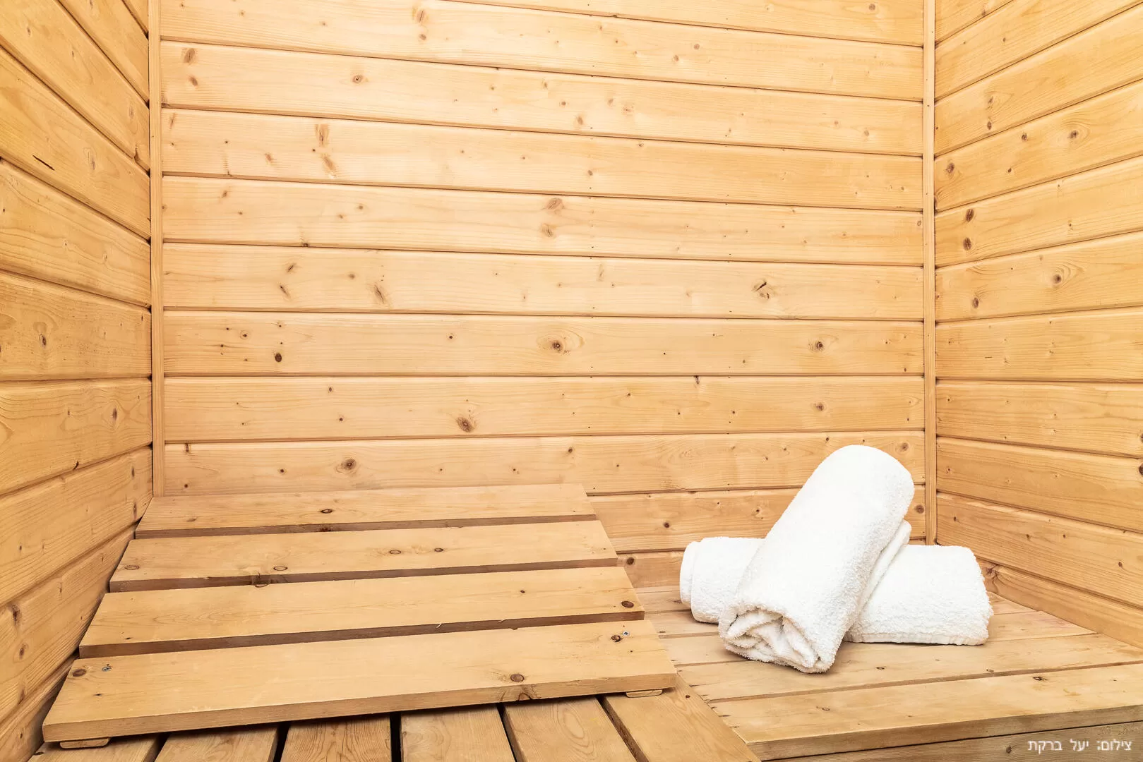 Private dry sauna for each cabin - Or Hakeren, Had Nes, The Golan Heights and the Hermon