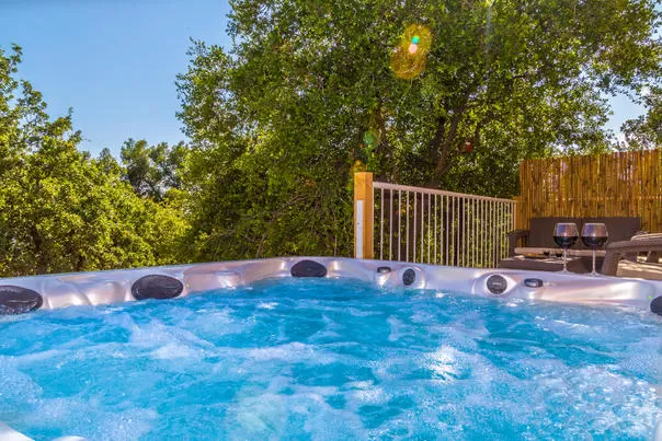  - Neimat Hahalil couples only