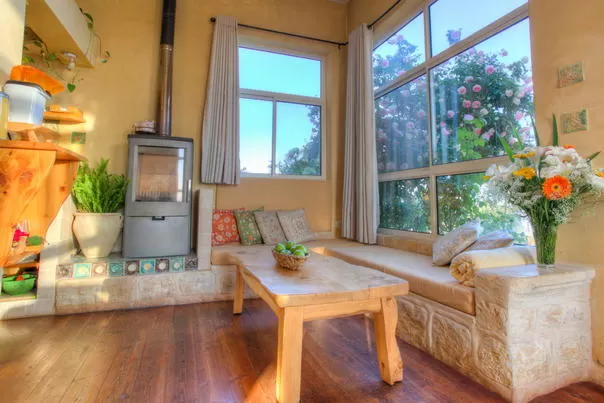 Wood burning fireplace for the winter season - Lamurka, Amirim, Upper Galilee