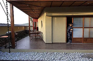 Japan in the Galilee, Moshav Pakiin