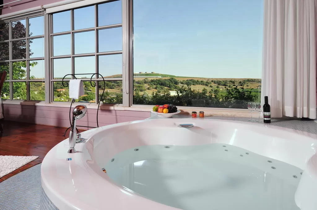 The cabins have glass showcases that bring the view into the space - Agada Bekerem couples only, Kerem Ben Zamra, Upper Galilee