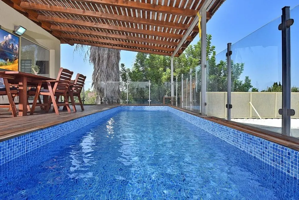 פול ויו  | Pool view