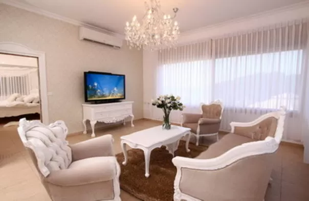 Mordechai Suite, Tsuriel