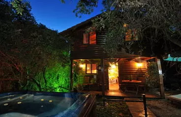 Legend of a Cabin, Abirim