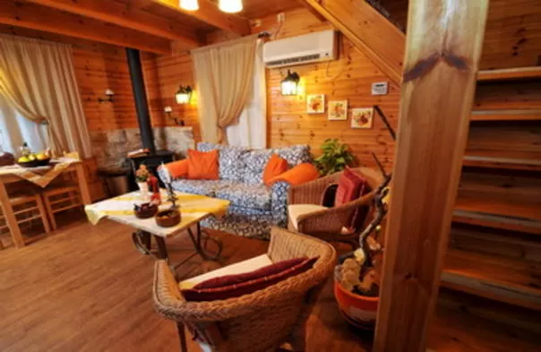 Legend of a Cabin, Abirim